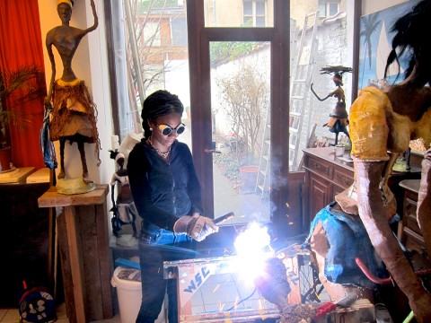 22 januari 2011 › Création d'une nouvelle sculpture avec la technique de soudure à l'arc.