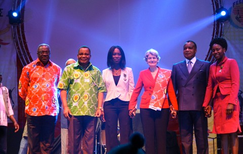 Dieudonné Moyongo, Jean-Claude Gakosso, Marie-Françoise Ibovi, Irina Bokova, Denis Sassou N'Guesso et Rhode Makoumbou