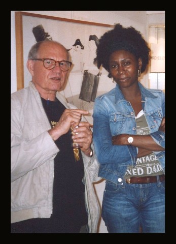 10 september 2005 › L'ethonologue et photographe belge Edouard Vincke et Rhode Makoumbou.