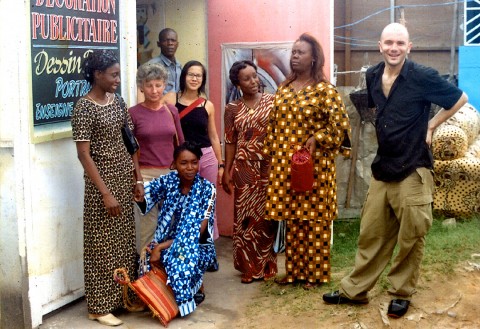 18 december 2003 › Rhode Makoumbou, Aurélie Ndiansayi, Guillaume Makani, Sandrine Llouquet, Tatiana Tziolo, Bernadine Alouana et Bertrand Peret.