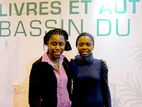 19 mars 2011 › Rhode Makoumbou et la chanteuse congolaise Helmie Bellini.