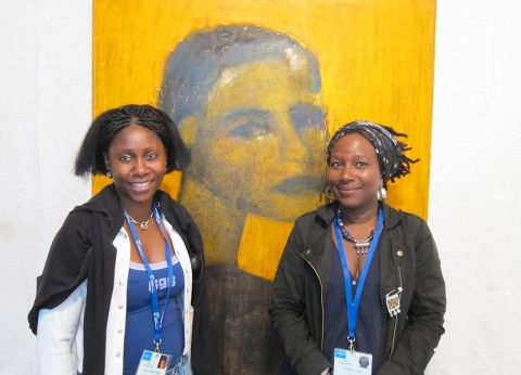 22 juli 2010 › Rhode Makoumbou et la peintre burkinabée Olga Yamaeogo au Festival Africajarc.