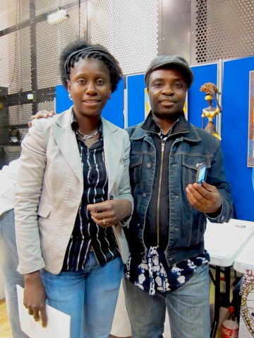 17 avril 2010 › Rhode Makoumbou et le chanteur congolais Lulendo Mvulu.
