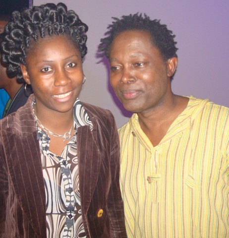 20 octobre 2008 › Rhode Makoumbou et le chanteur congolais (RDC) Lokua Kanza à la soirée «Harubuntu 2008».