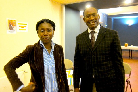 16 september 2010 › Rhode Makoumbou et le psychologue congolais Charlemagne Moukouta.