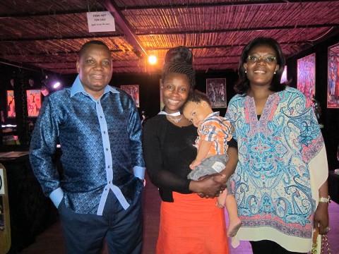 09 april 2013 › Rhode Makoumbou et son fils Quentin en compagnie de Madame et de Monsieur Gakosso (Ministre de la Culture et des Arts du Congo).