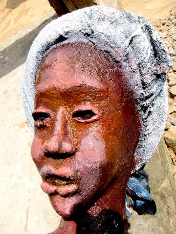 Rhode Makoumbou › Detail: «Vendeuse à Mansimou» (2010)