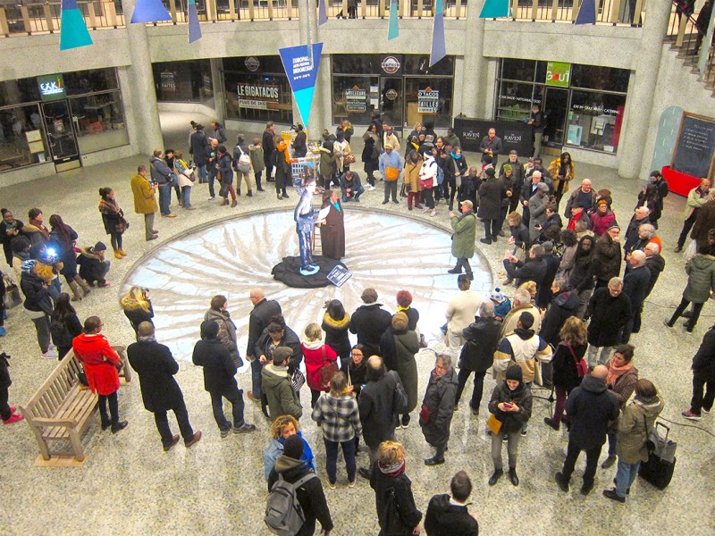 21 janvier 2018 › Présentation de la sculpture de Rhode Makoumbou «Patrice Lumumba, discours d'Indépendance du 30 juin 1960».