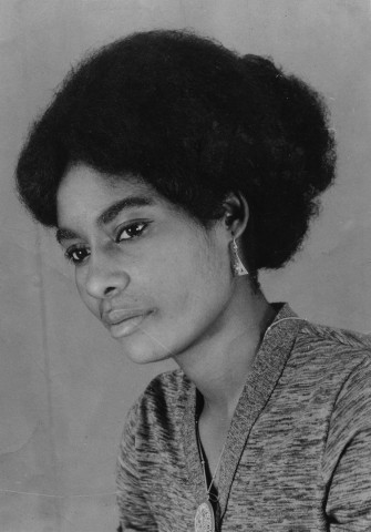 15 juli 1974 › Élisabeth Makoumbou, la mère de Rhode Makoumbou.