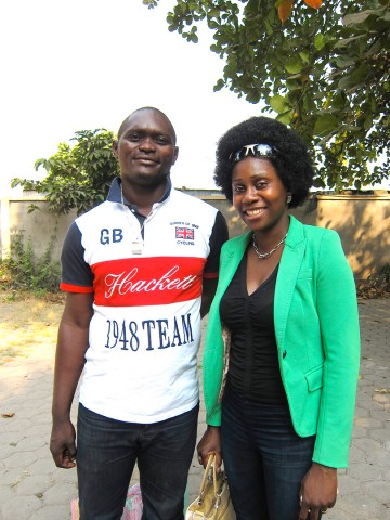 21 août 2012 › Erwane Zabouna (champion 2012 de judo de la ville de Brazzaville) et sa cousine Rhode Makoumbou.