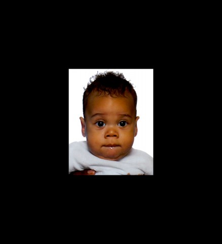 04 augustus 2012 › Le fils cadet de Rhode Makoumbou, Quentin Jephté Makoumbou Somville, à l'âge de quatre mois.