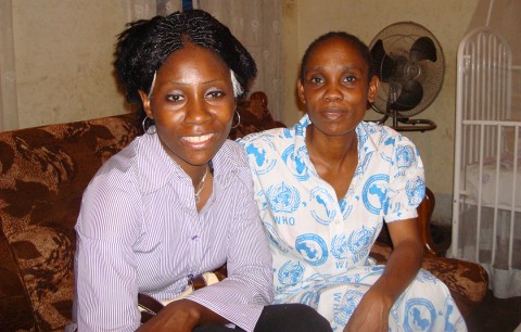 15 mei 2009 › Rhode Makoumbou et Sylvie Bazonguela.