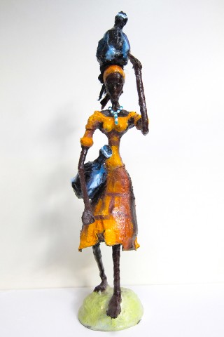 Rhode Makoumbou › Sculpture : «En revenant du puit» • ID › 269