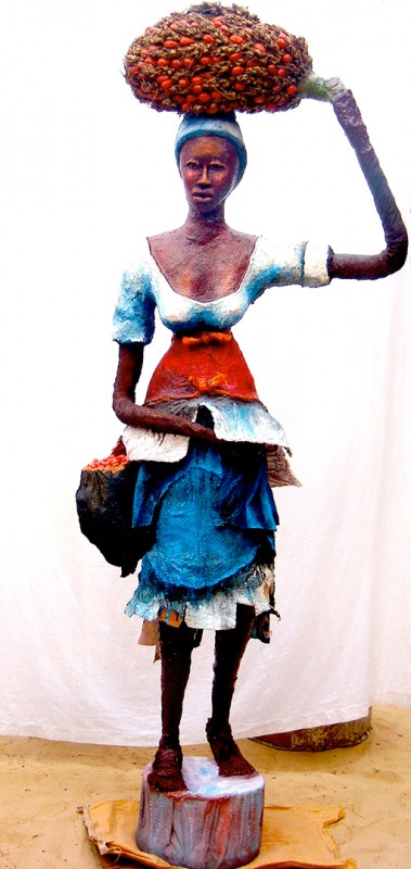Rhode Makoumbou › Sculpture : «La femme du malafoutier» (2010)