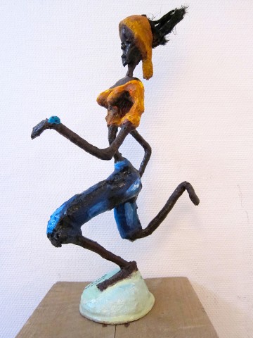 Rhode Makoumbou › Sculpture : «La jeune danseuse» (2011)