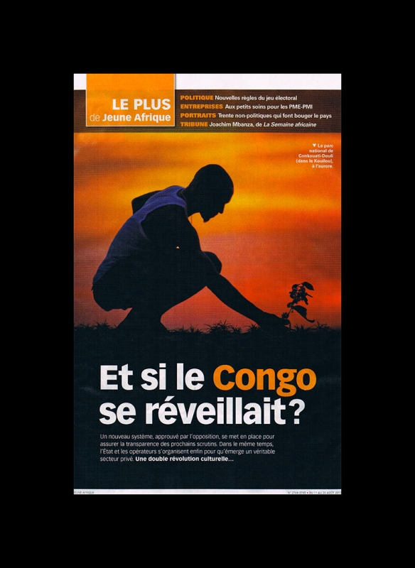Rhode Makoumbou in «Jeune Afrique», tijdschrift n° 2744 (zo 11 aug 2013) • Krantenknipsel 2/3