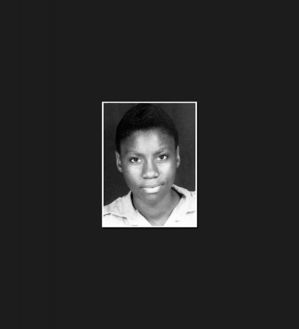 30 juin 1993 › Rhode Makoumbou à 17 ans, au Collège d'enseignement technique Théophile Mbemba.