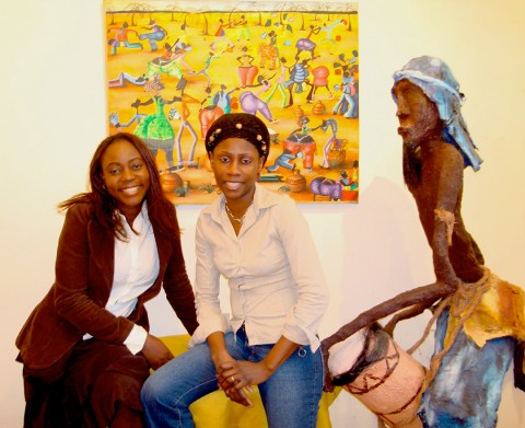 15 februari 2008 › Leticia Mahoungou Crolle (peintre congolaise de l'École de Poto-Poto) et Rhode Makoumbou.