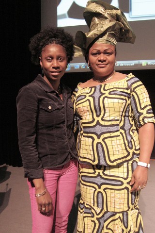 09 april 2011 › Rhode Makoumbou et la styliste congolaise Brigitte Obba.