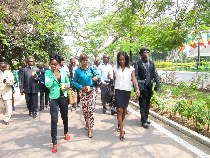 17 juillet 2013 › Rhode Makoumbou, la chanteuse Sheryl Gambo, l'écrivaine Marie-Françoise Ibovi et le chanteur Félix Wazekwa.