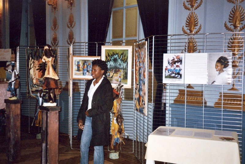 29 september 2007 › Exposition individuelle de Rhode Makoumbou au Salon Bleu du Casino de Spa.
