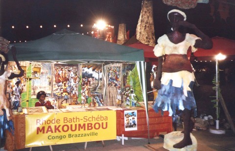 30 juin 2006 › Exposition individuelle de Rhode Makoumbou présentée au Festival Couleur Café, au stand de la Galerie Marc Dengis.