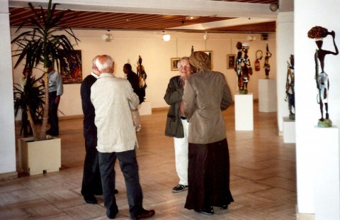 07 avril 2007 › Vernissage de l'exposition individuelle de Rhode Makoumbou au Relais de La Côte de Beauté.