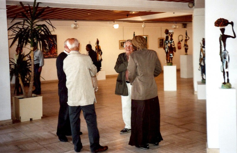 07 april 2007 › Vernissage de l'exposition individuelle de Rhode Makoumbou au Relais de La Côte de Beauté.