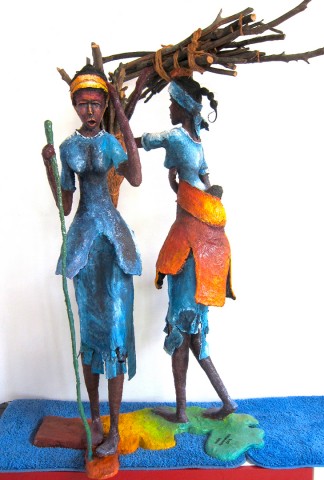 Rhode Makoumbou › Beeldhouwwerk: «Congo : Unité du travail (verso)» (2013) • ID › 383