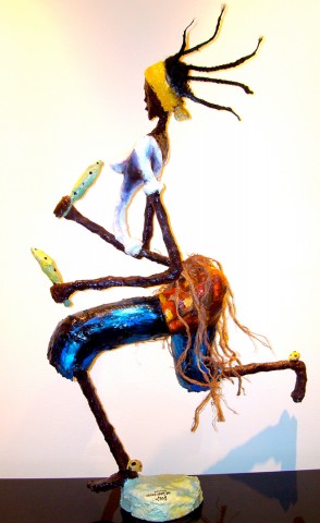 Rhode Makoumbou › Beeldhouwwerk: «La danseuse» (2008) • ID › 181