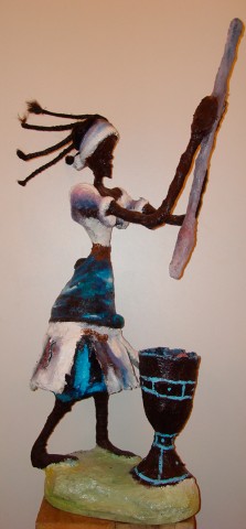 Rhode Makoumbou › Sculpture : «La pileuse de noix de palme» (2009) • ID › 228