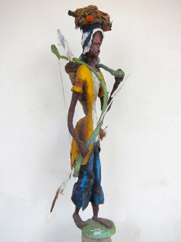 Rhode Makoumbou › Sculpture : «Le chasseur du Pool» (2008) • ID › 255